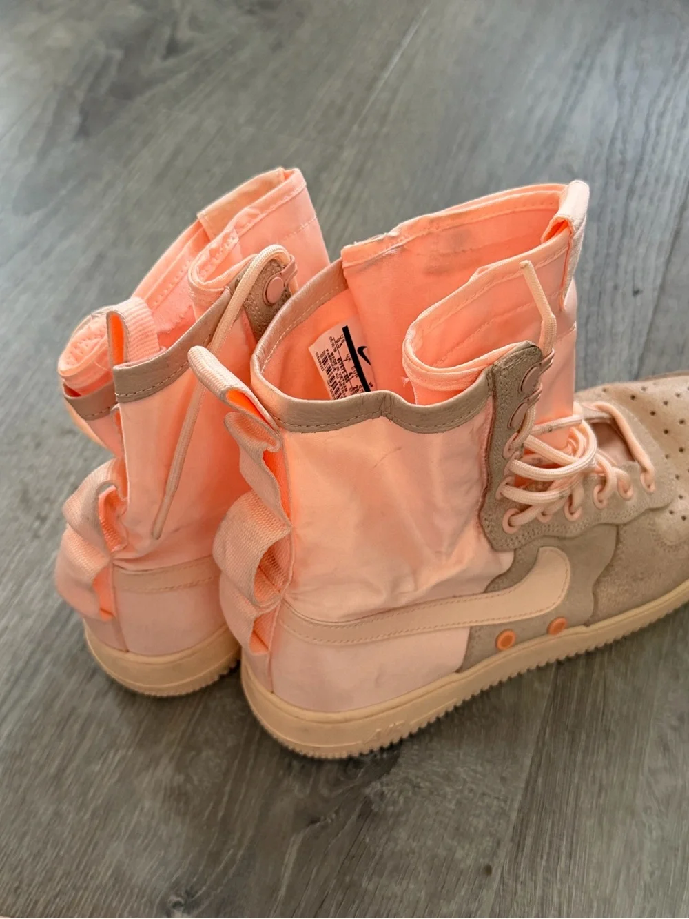 Nike SF Air Force 1 High Peach Tan Sneakers Women’s 9.5